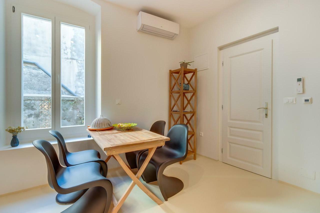 Apartments Argemonia Mali Losinj Exterior photo